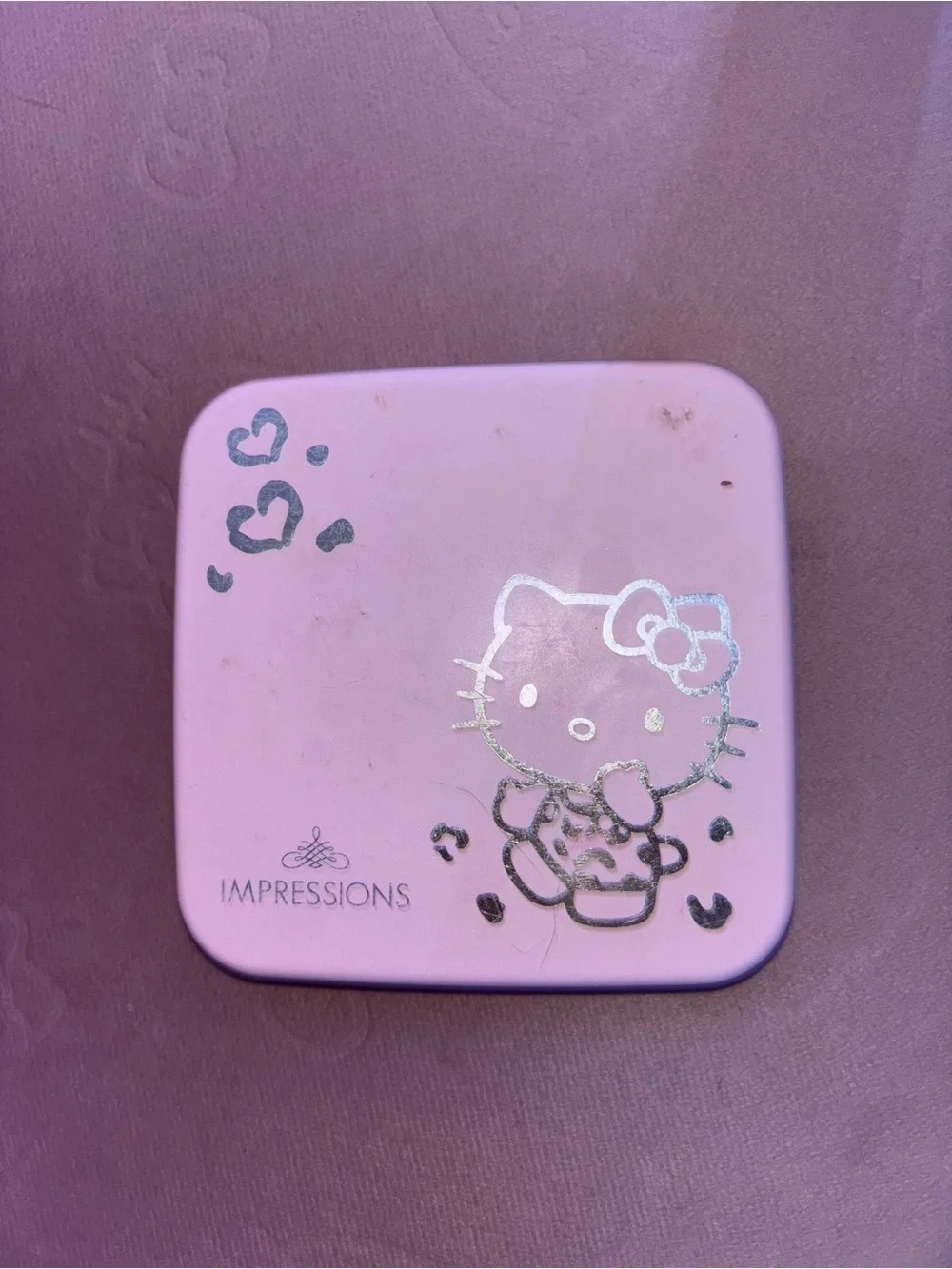 Sanrio Hello Kitty pink led compact mirror